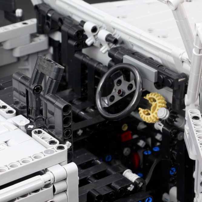 Конструктор XINGBAO Technics 23003 Land-Rover Defender - Technic 0580