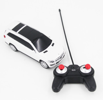 Радиоуправляемая машина MZ Mercedes-Benz White GL500 - 27052-W