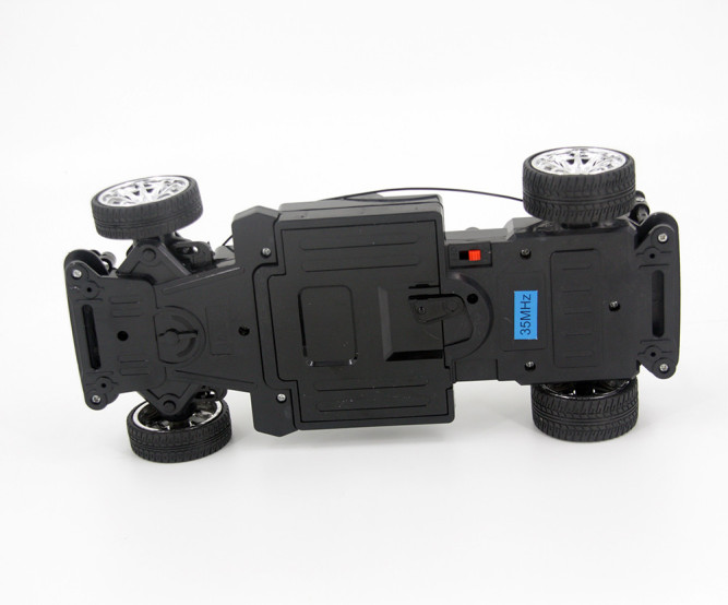 Радиоуправляемый автомобиль для дрифта Nissan Silvia GT 1:14 - 828-3