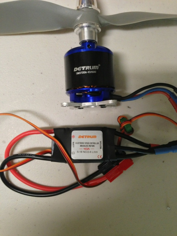 Бесколлекторный двигатель 3300kv