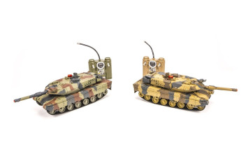 Радиоуправляемый танковый бой Huan Qi Abrams vs Abrams 1:24 2.4G - HQ558