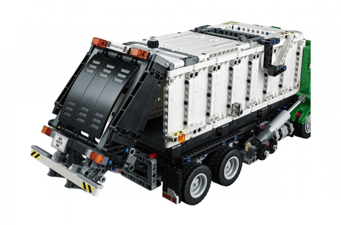Конструктор Lepin 20076 Грузовик Mack Anthem - Technic 42078